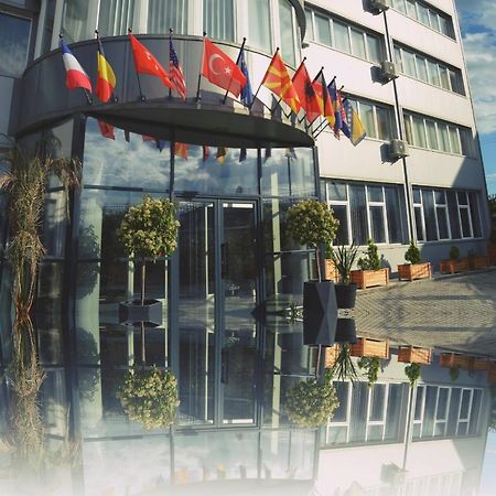 Hotel & Resort Bon Bon Suto Orizari المظهر الخارجي الصورة